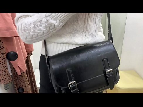 ❤️ Publiczna masturbacja młodej suki FeralBerry z dildo w przymierzalni ❤️  Sex at pl.hentaisea-com.ru